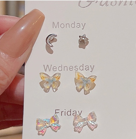 Earrings From Monday To Friday - Image 2