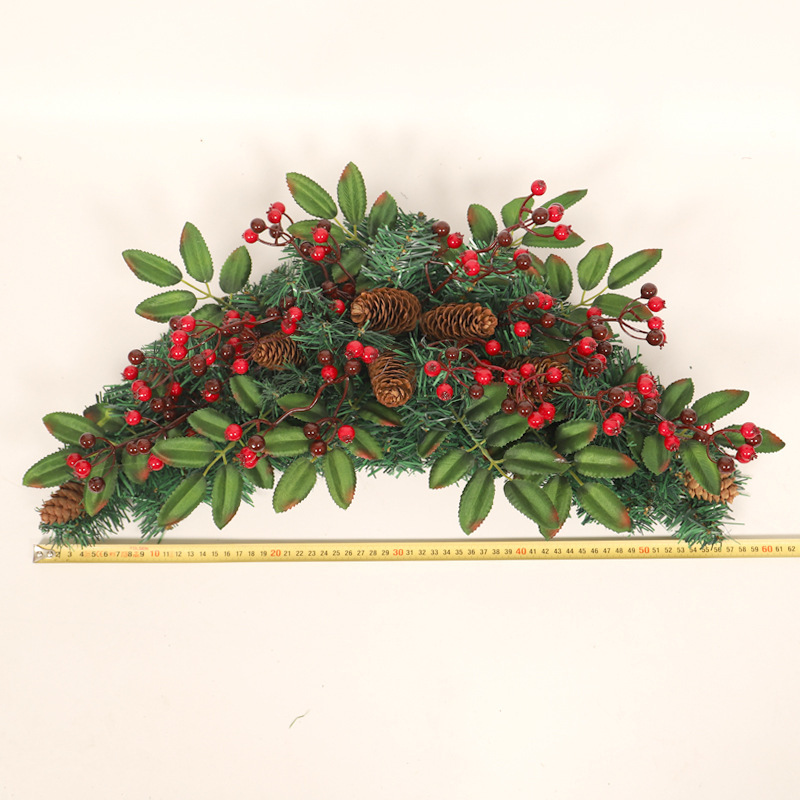 Plastic Simulation Red Berry Christmas Wreath - Image 2